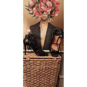 Lita By Ciara Black Leather Strappy Heel Sandals Made in Italy Sz 9